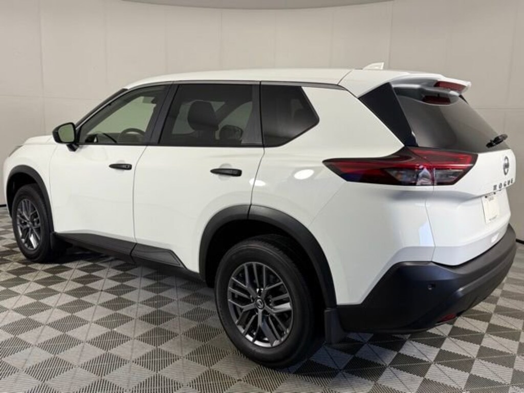 Used 2021 Nissan Rogue S SUV