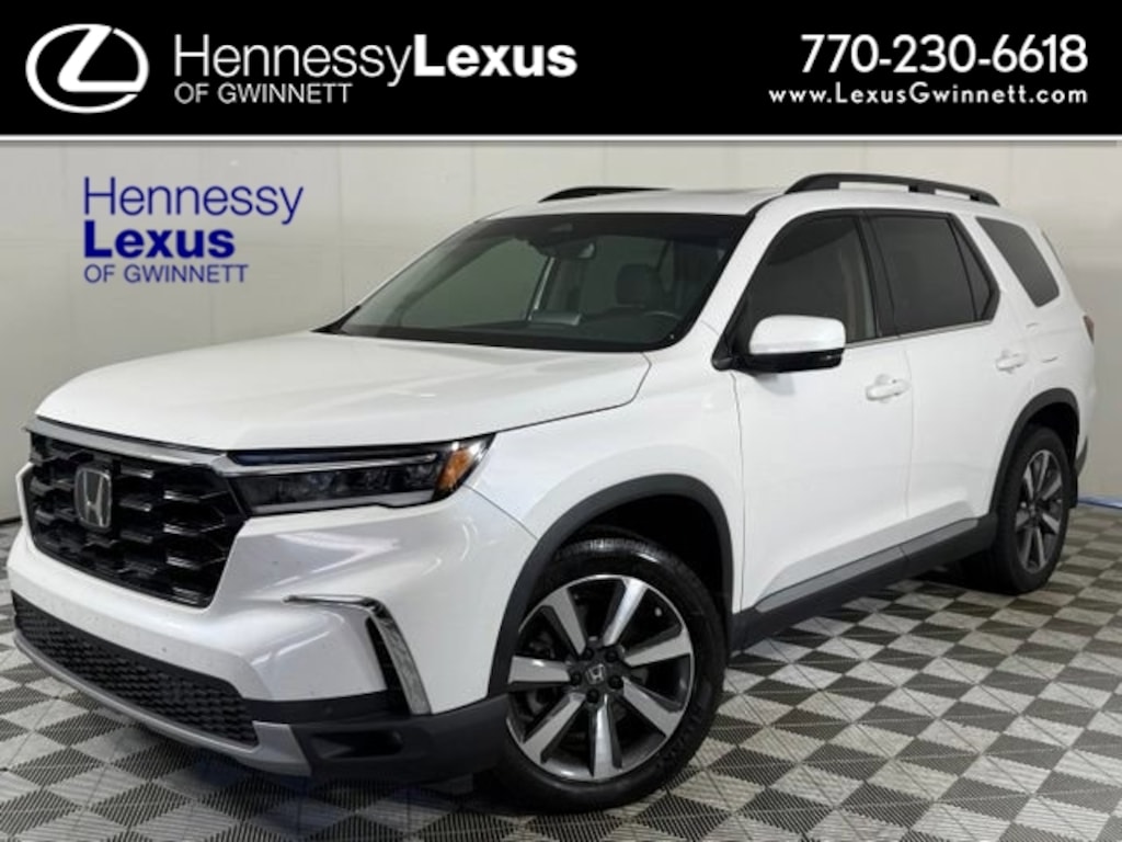 Used 2025 Honda Pilot Touring SUV