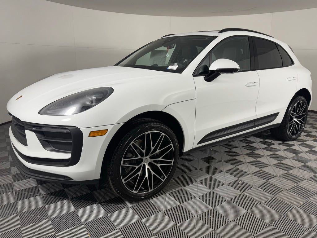 2026 Porsche Macan