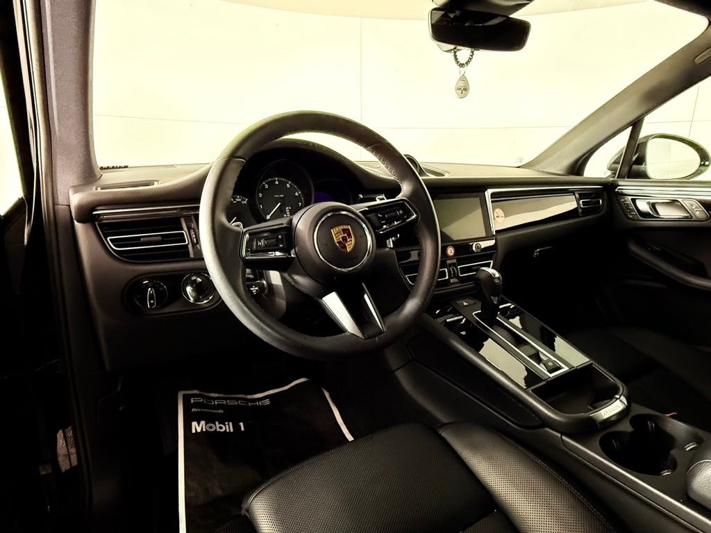 Certified 2025 Porsche Macan SUV