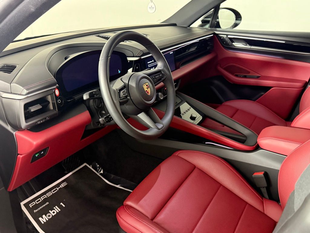 2024 Porsche Macan Electric 4 photo 4