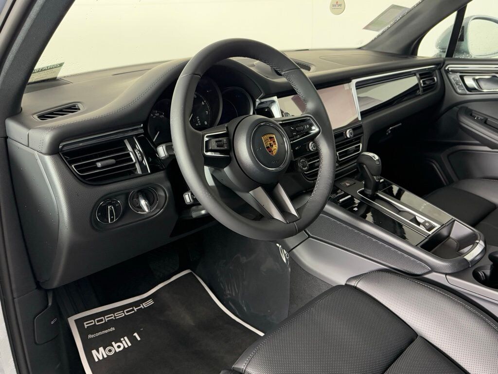 New 2026 Porsche Macan SUV