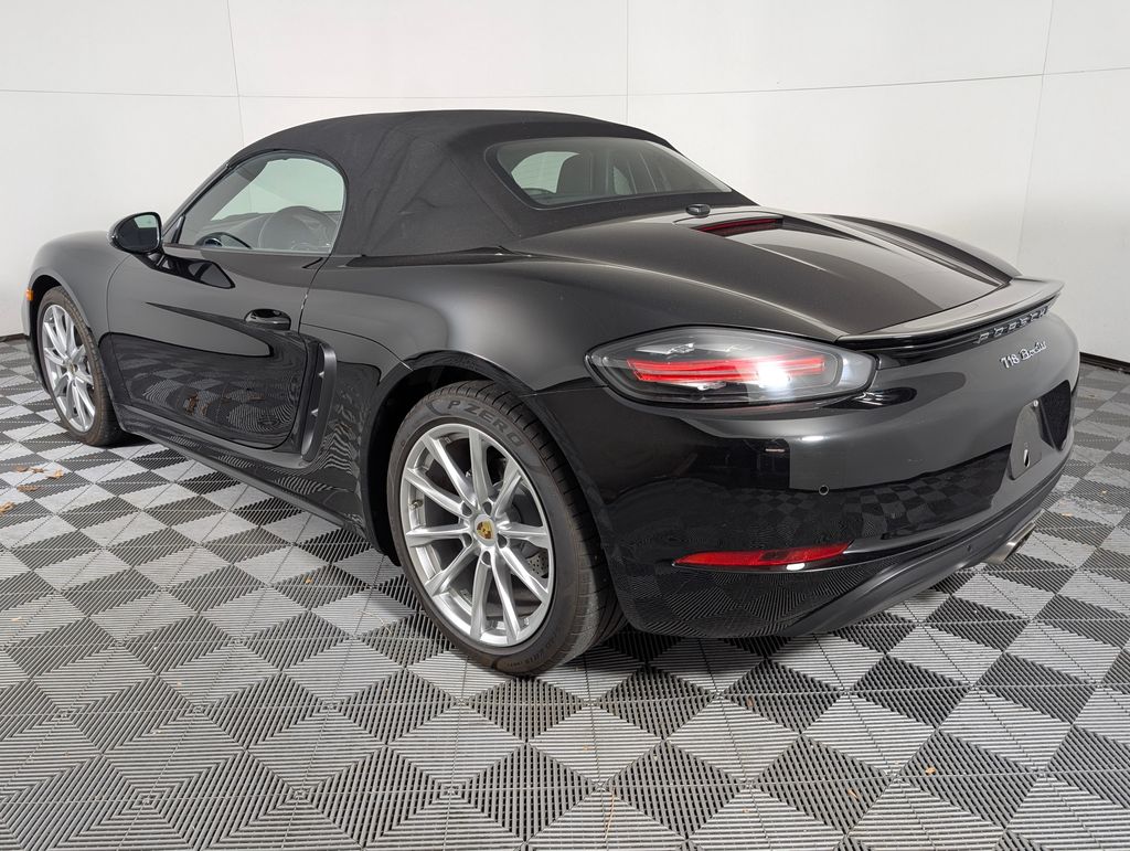 2019 Porsche Boxster photo 3