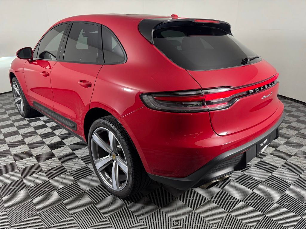 2022 Porsche Macan S photo 3