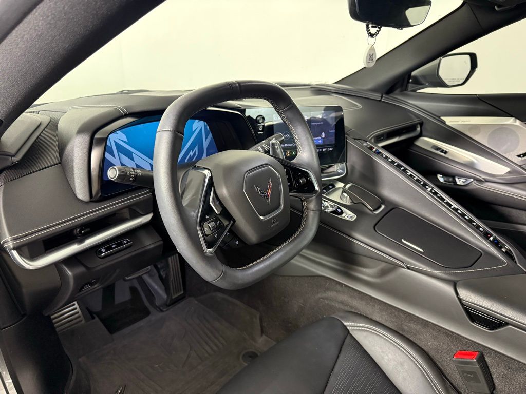 2023 Chevrolet Corvette Stingray 2LT photo 4