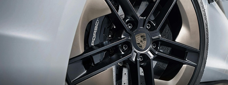 New 2025 Porsche Taycan Roswell GA