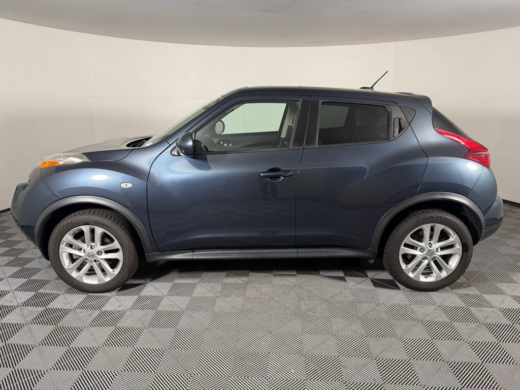 Used 2013 Nissan JUKE SV with VIN JN8AF5MRXDT201065 for sale in Roswell, GA