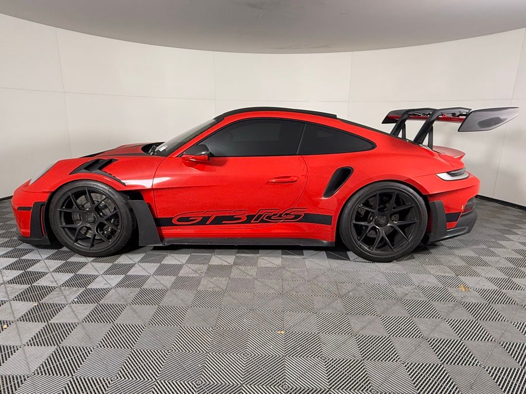 2023 Porsche 911 GT3 RS photo 2