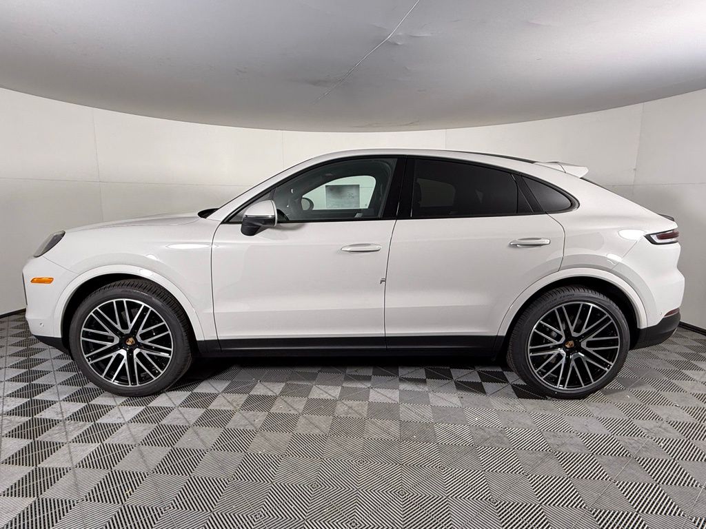 2026 Porsche Cayenne Coupe photo 2