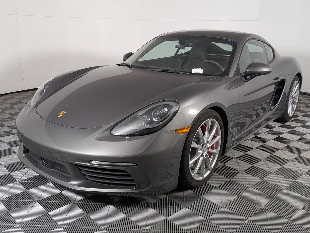 2025 Porsche 718 S's photo