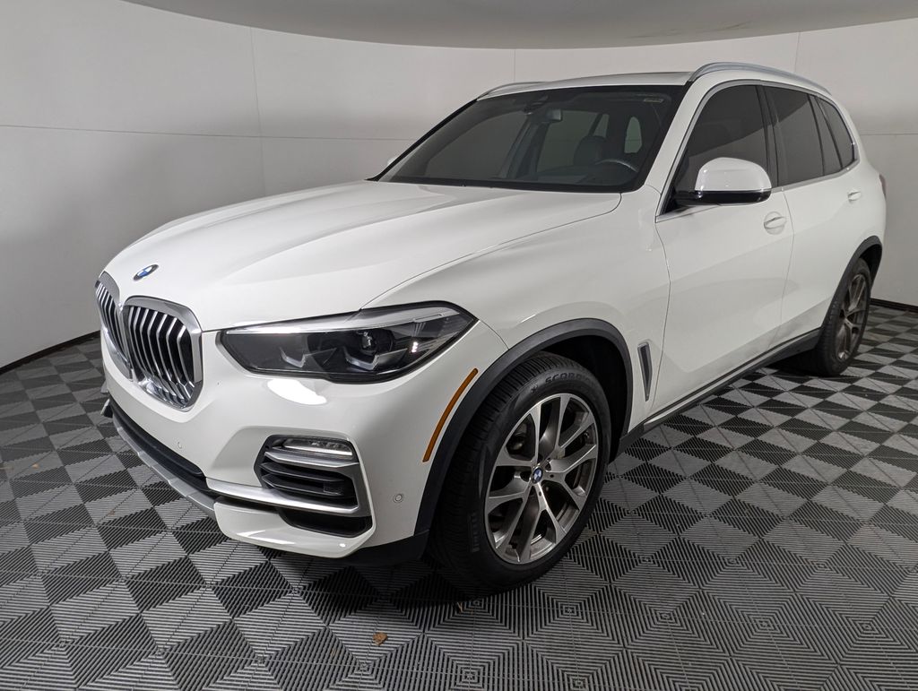 2021 BMW X5 40i's photo