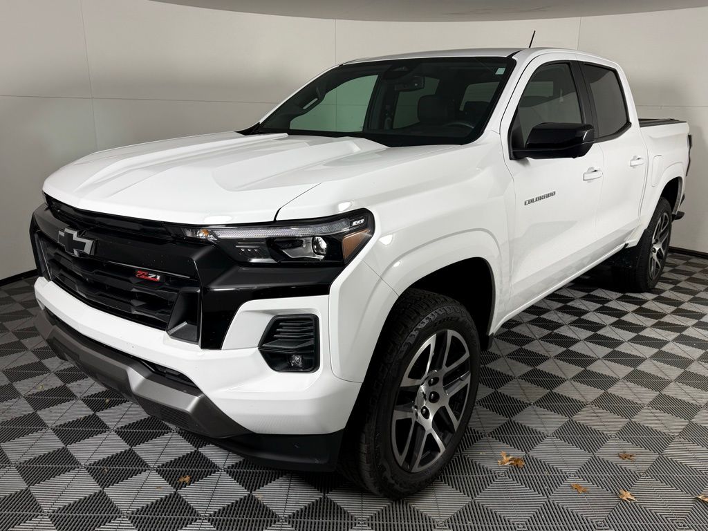 2024 Chevrolet Colorado Z71's photo