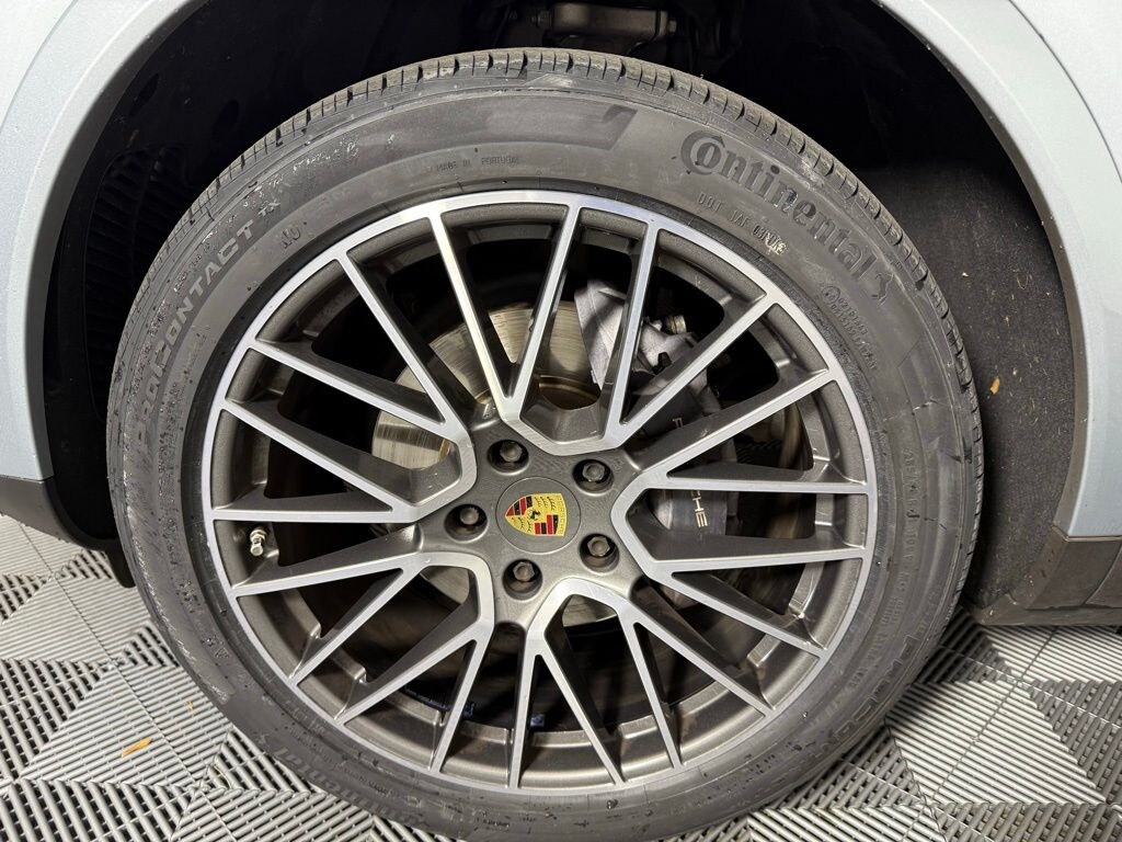 Certified 2023 Porsche Cayenne  SUV