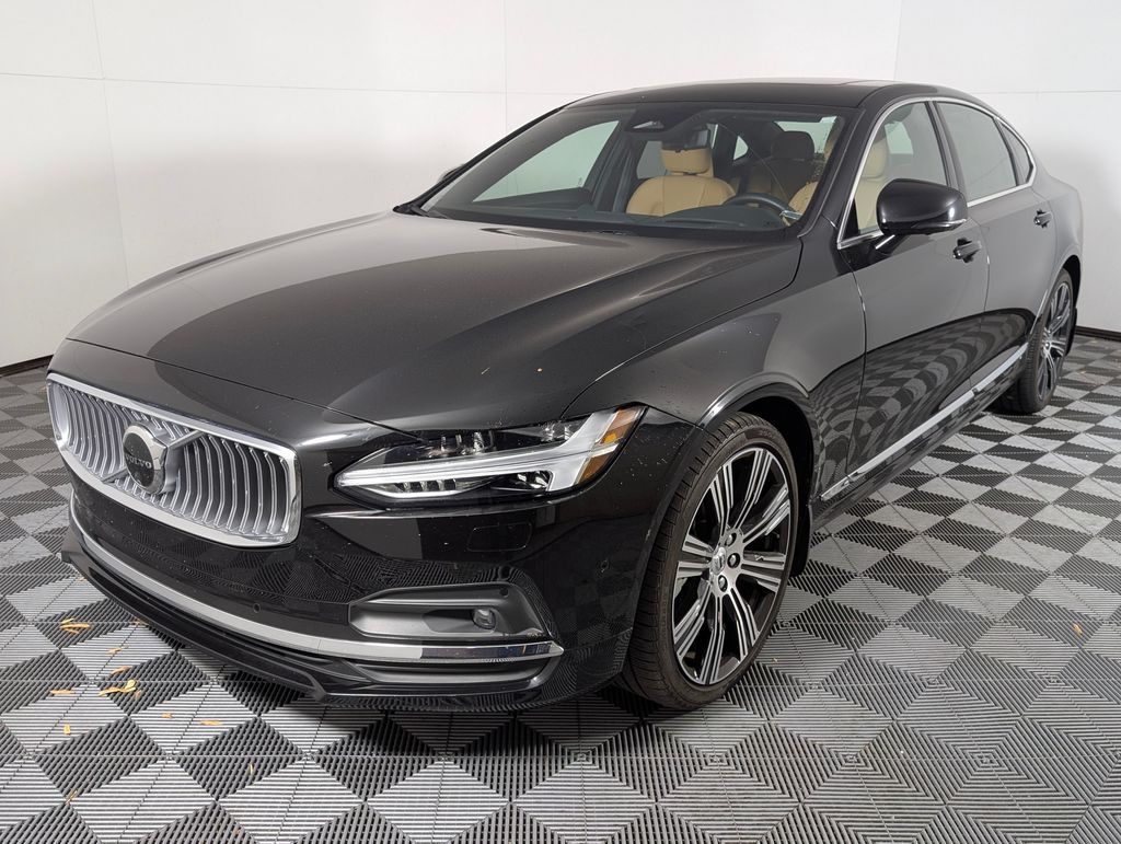 2024 Volvo S90 Ultimate's photo