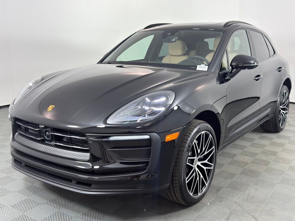 New 2026 Porsche Macan Base SUV