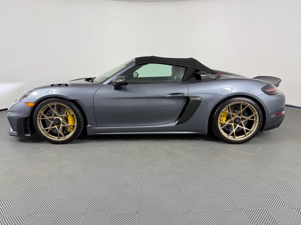 2024 Porsche Boxster Spyder photo 2
