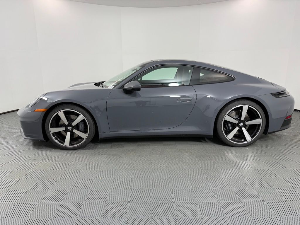 2026 Porsche 911 Coupe photo 2