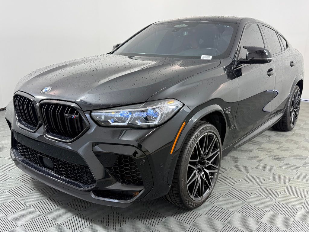 2022 BMW X6 M Base's photo