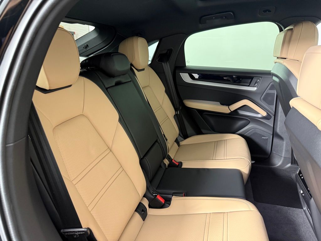 2026 Porsche Cayenne Coup Base - Photo 18