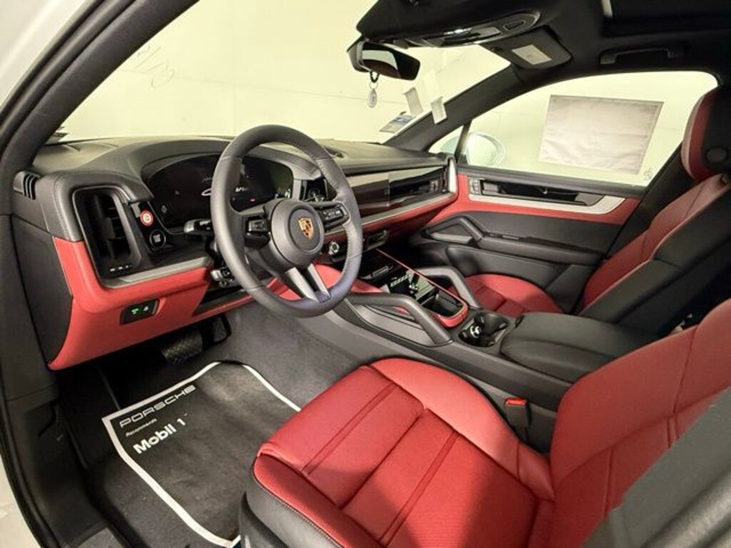 New 2025 Porsche Cayenne SUV