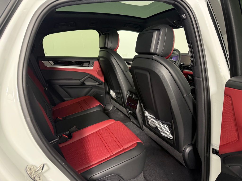 2026 Porsche Cayenne Coup Base - Photo 16