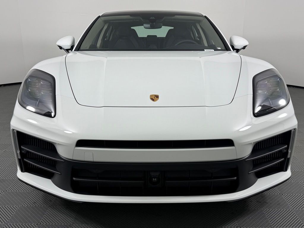 2026 Porsche Panamera 4 E-Hybrid - Photo 10