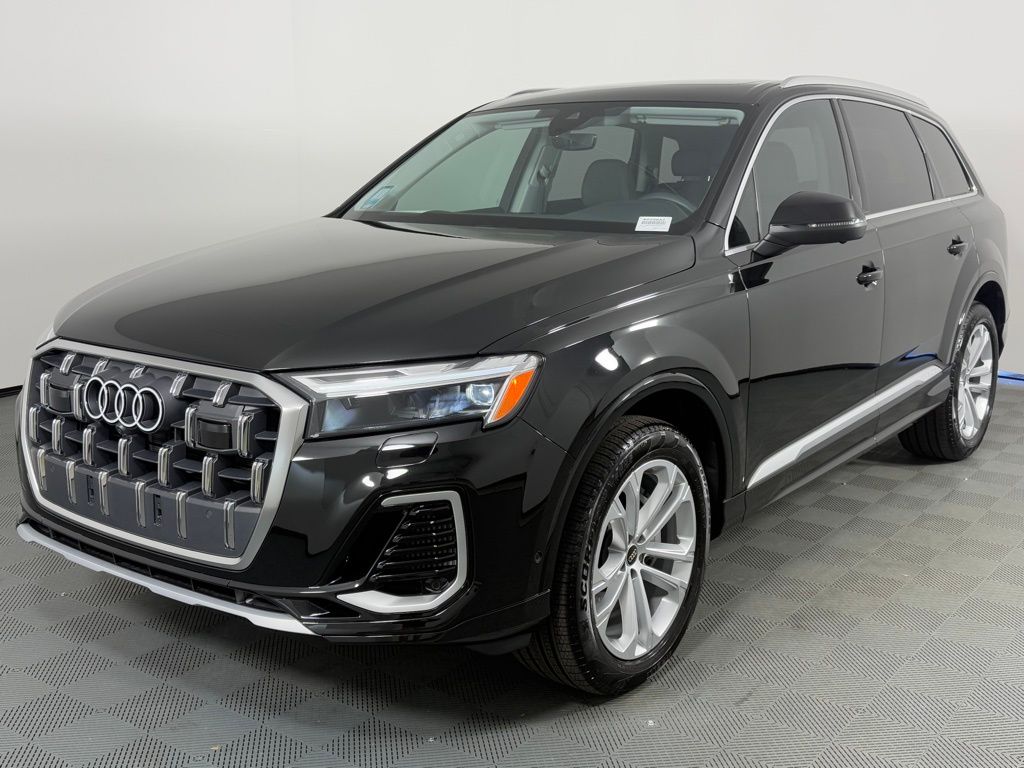 2025 Audi Q7 Premium Plus's photo
