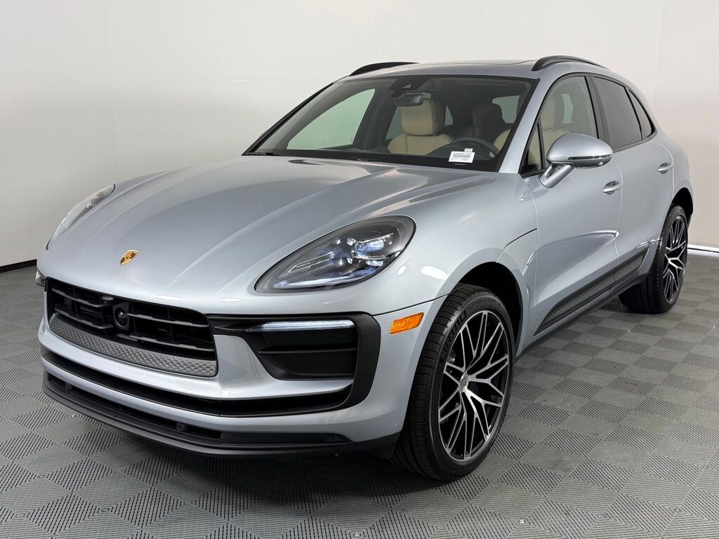 New 2026 Porsche Macan Base SUV