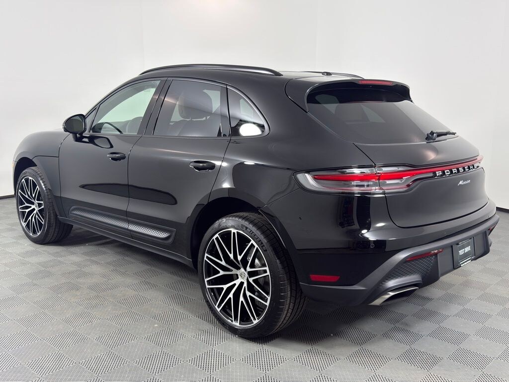 New 2026 Porsche Macan Base SUV