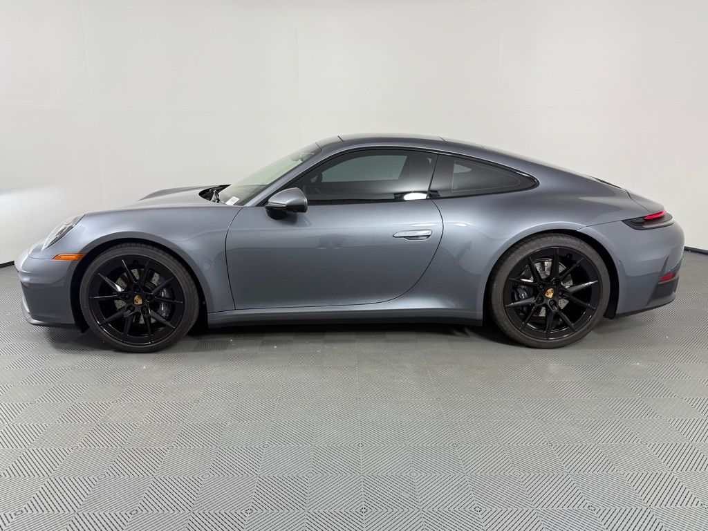 2025 Porsche 911 Coupe photo 2