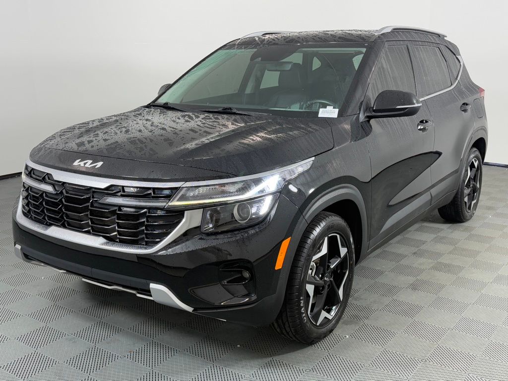 2024 Kia Seltos EX's photo