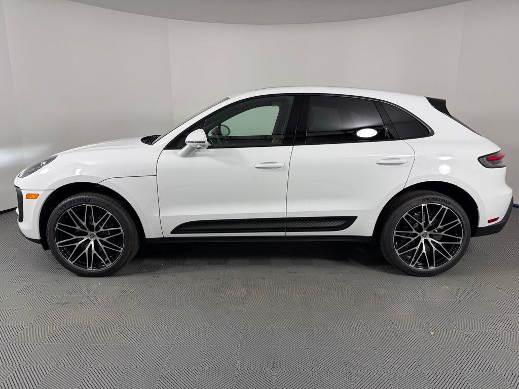 New 2026 Porsche Macan Base SUV