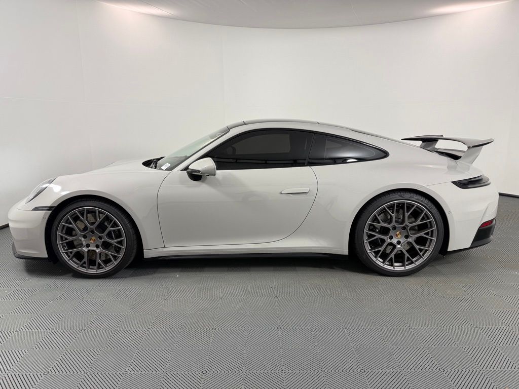 2025 Porsche 911 S photo 2