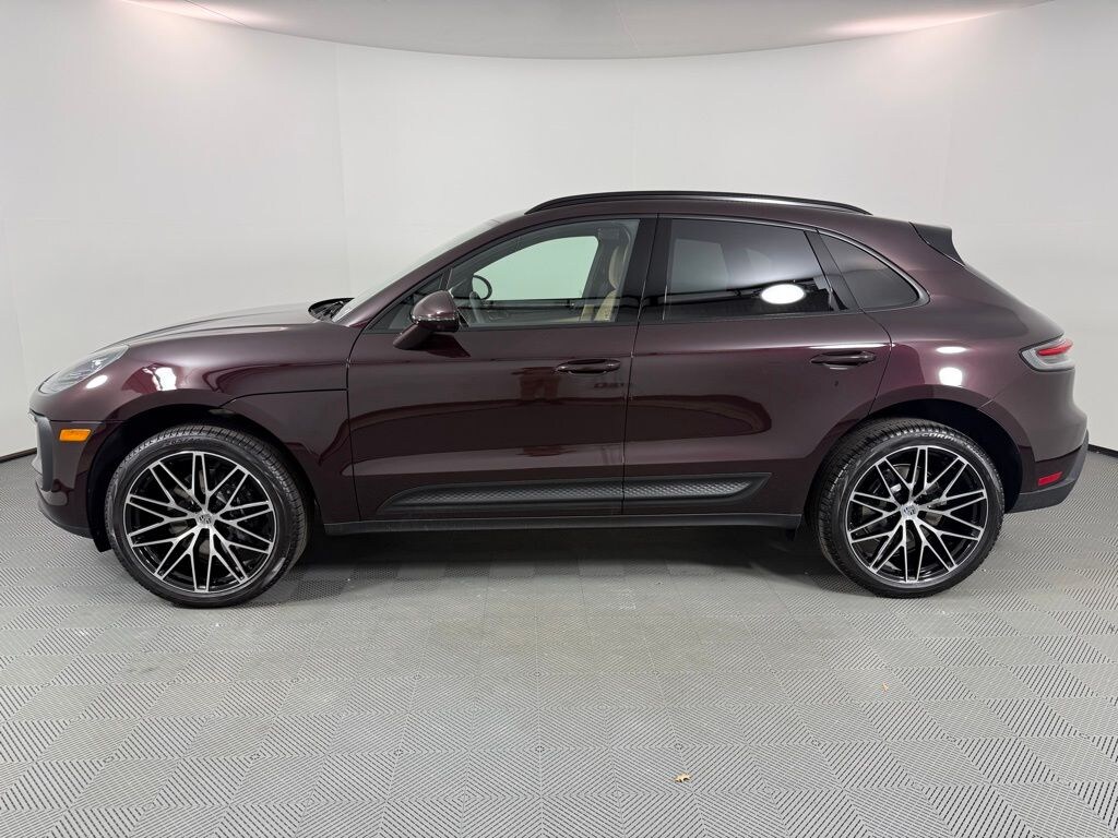 New 2026 Porsche Macan Base SUV