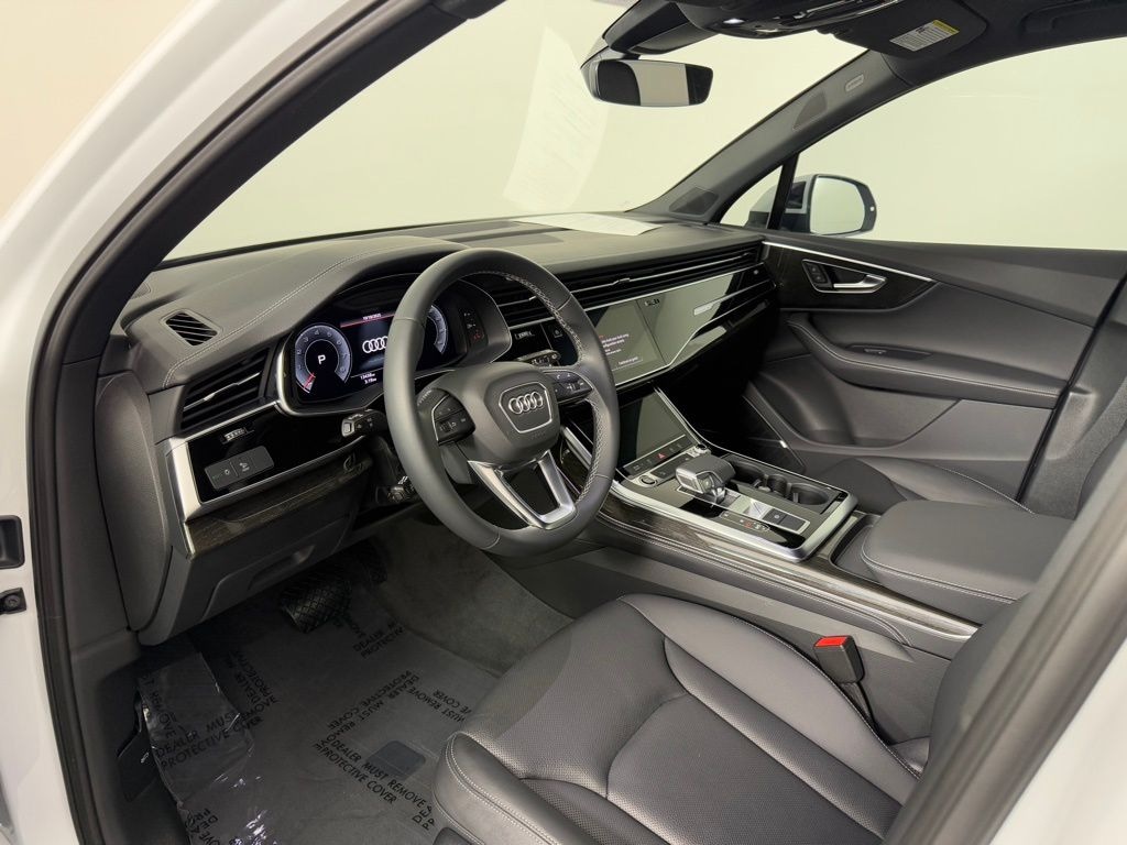 Used 2025 Audi Q7 55 Premium Plus SUV