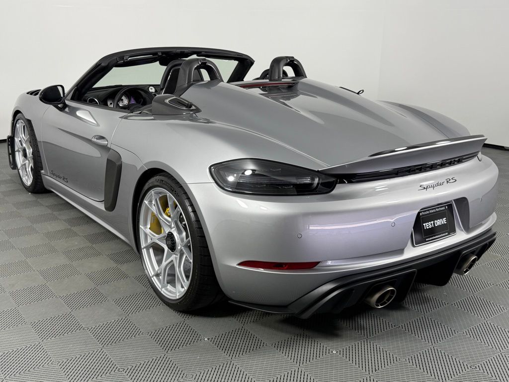 2025 Porsche Boxster Spyder photo 3