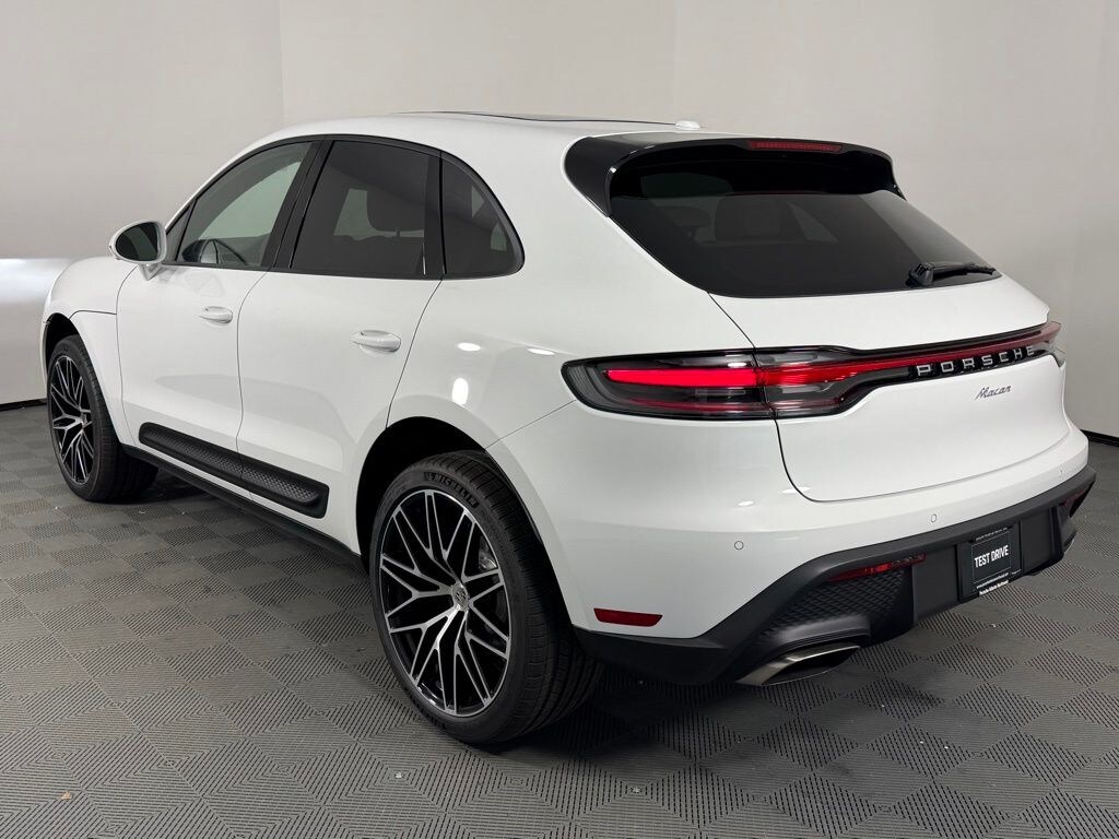 New 2026 Porsche Macan Base SUV