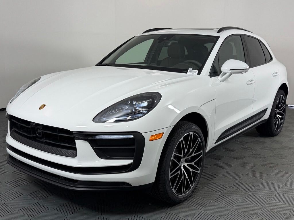 New 2026 Porsche Macan Base SUV