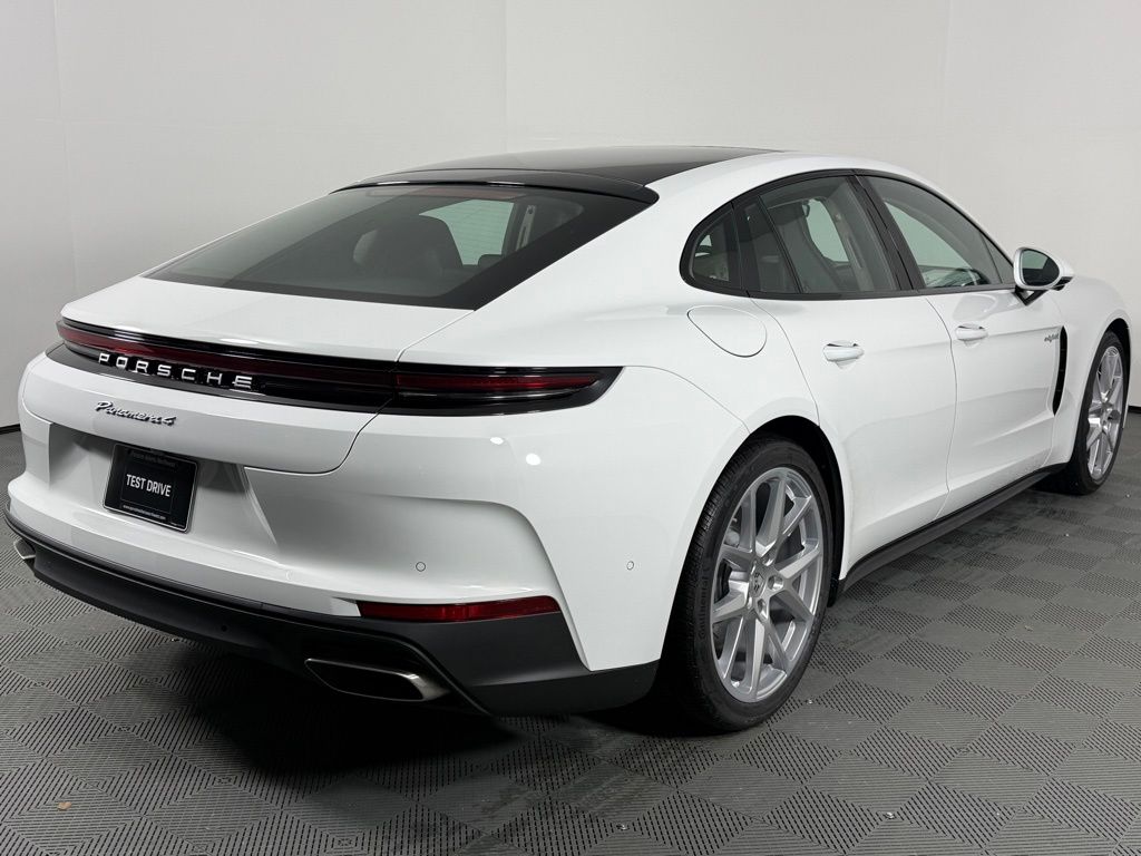 2026 Porsche Panamera 4 E-Hybrid - Photo 7