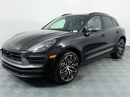 2025 Porsche Macan T SUV