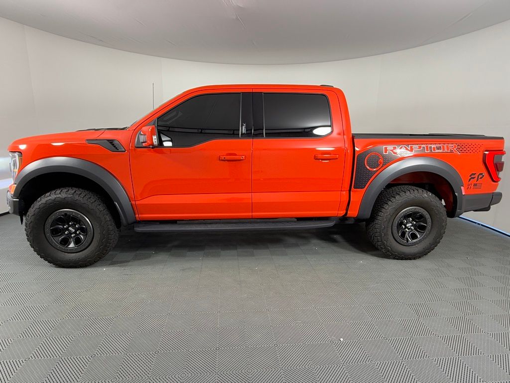 2021 Ford F-150 Raptor photo 2