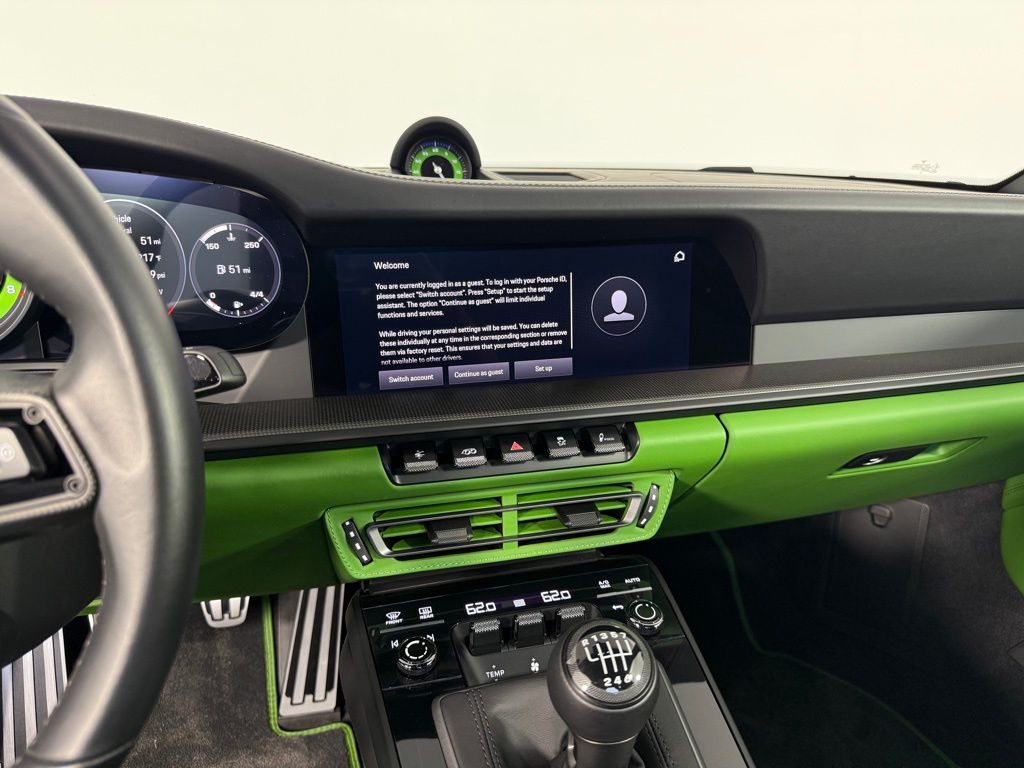 2023 Porsche 911 Targa 4 GTS photo 4