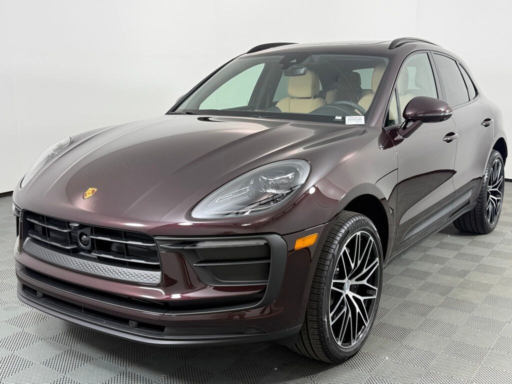 New 2026 Porsche Macan Base SUV