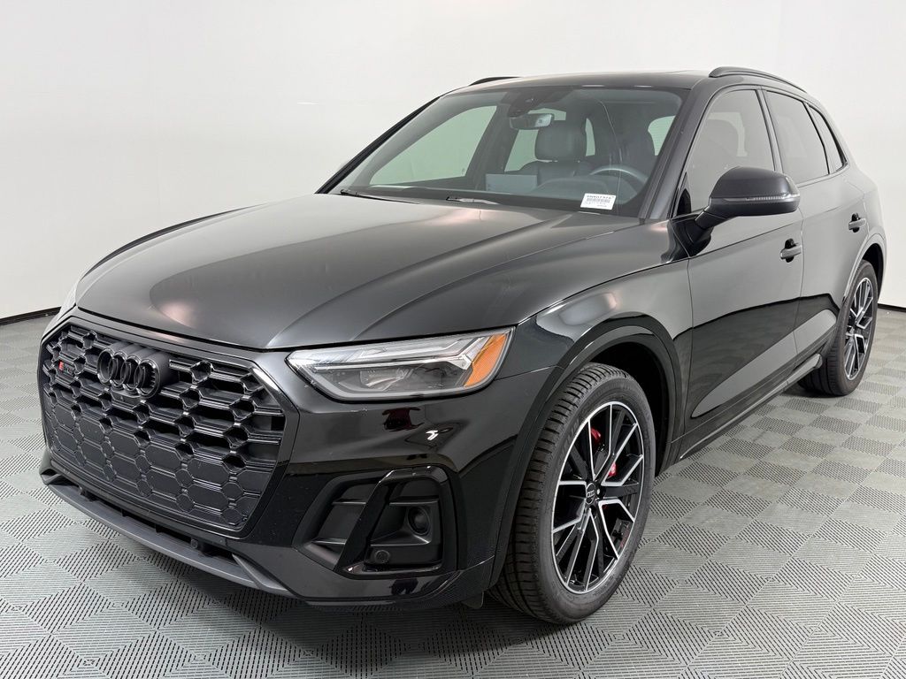 2023 Audi SQ5 Premium Plus's photo