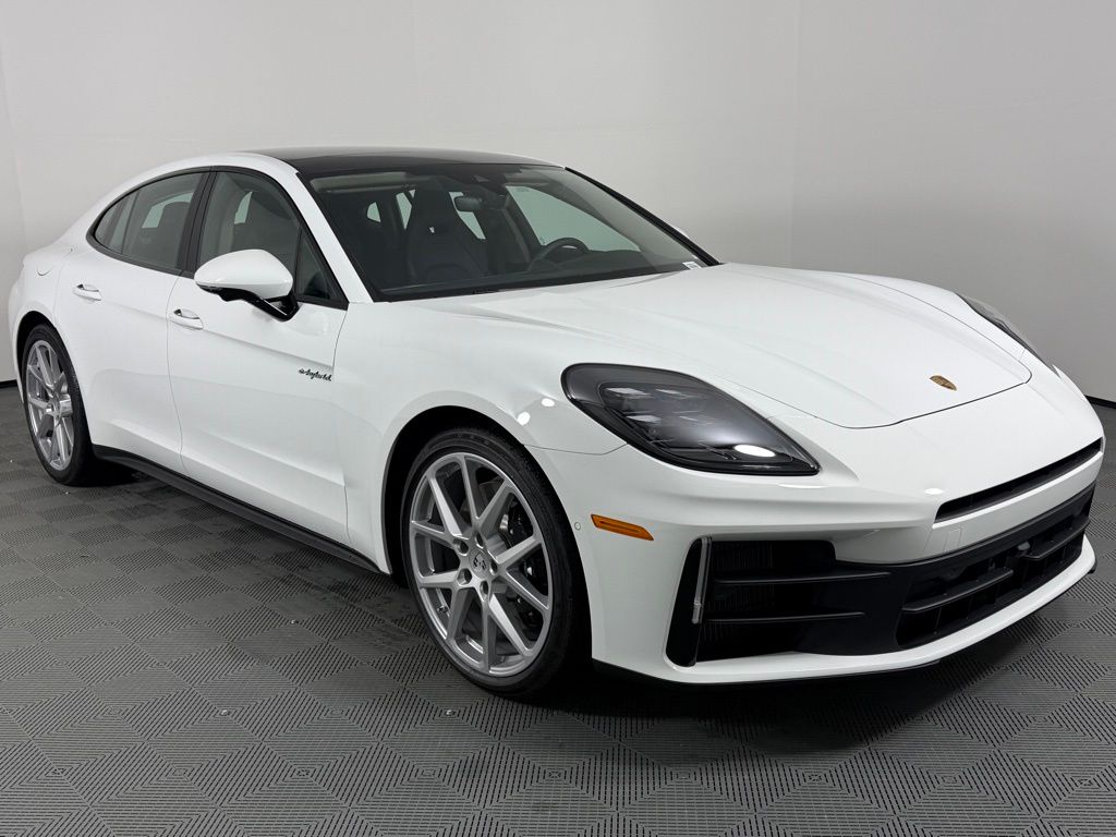 2026 Porsche Panamera 4 E-Hybrid - Photo 9