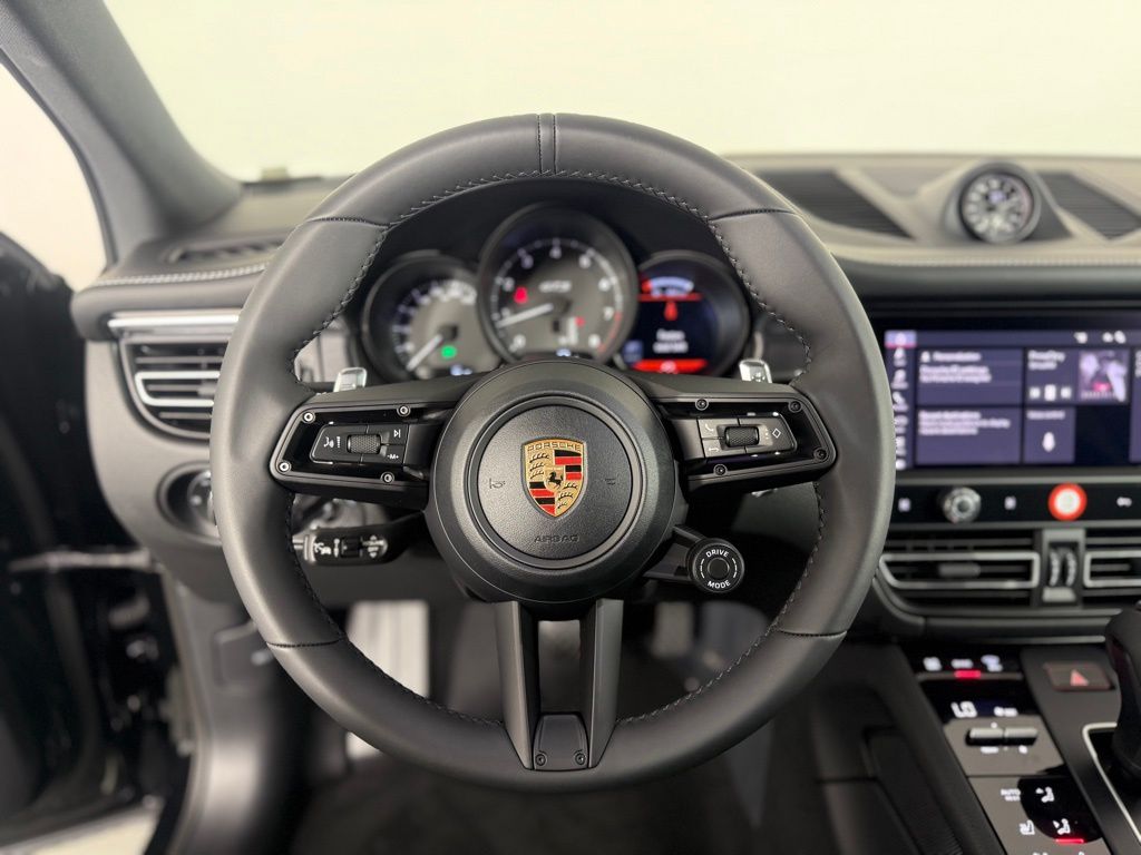 2026 Porsche Macan GTS - Photo 30