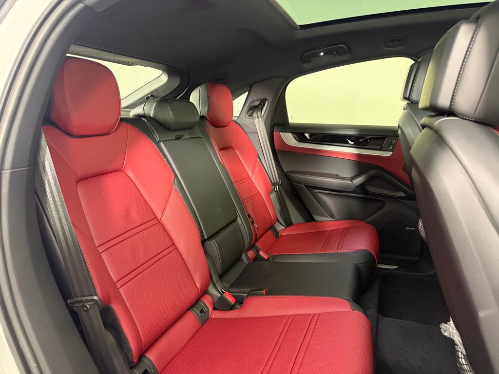 2026 Porsche Cayenne Coup Base - Photo 19