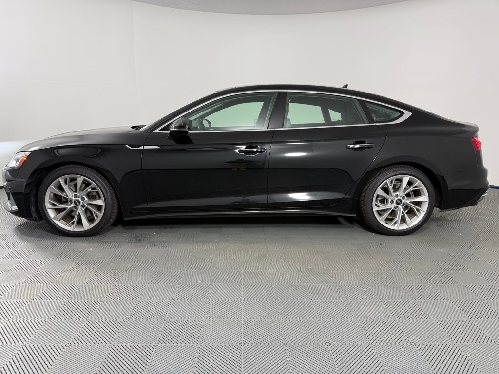 2022 Audi A5 Quattro Premium Plus photo 2