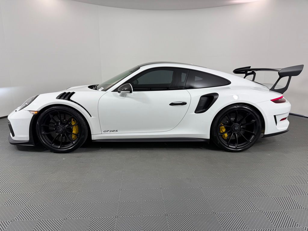 2019 Porsche 911 GT3 RS photo 2