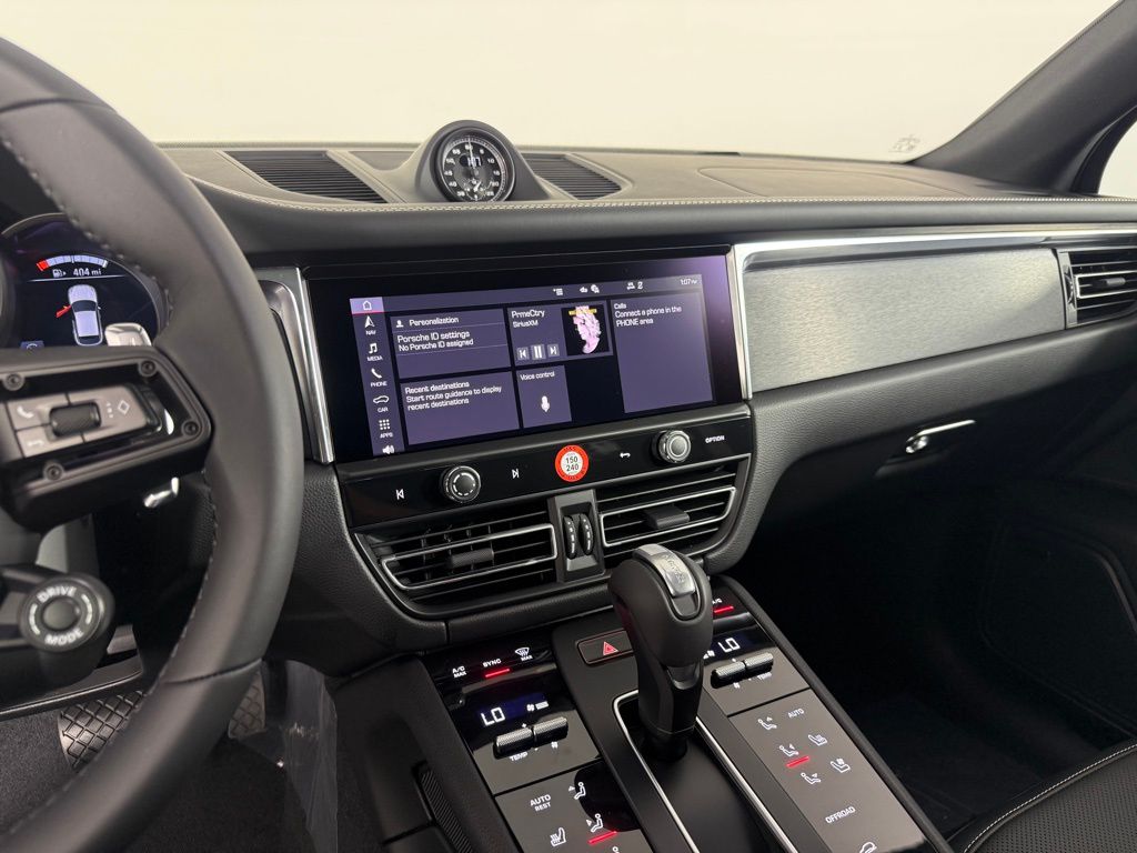 2026 Porsche Macan GTS - Photo 27